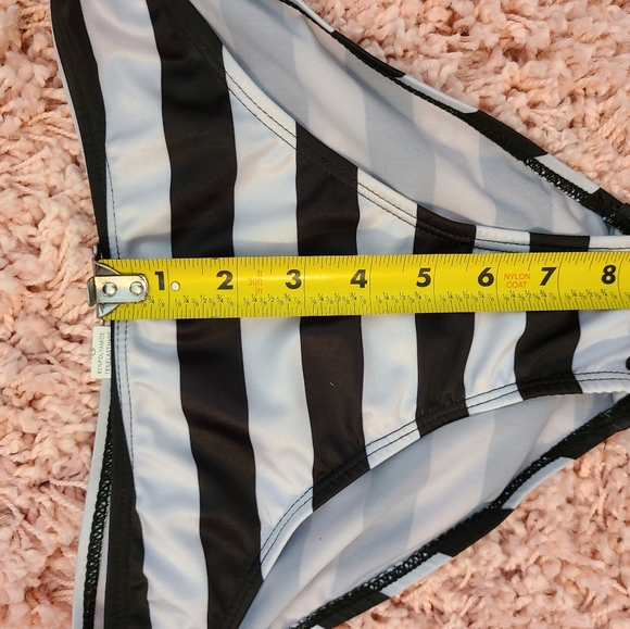 Cute Black & White Striped Unique Swimsuit. - Picture 2 of 5